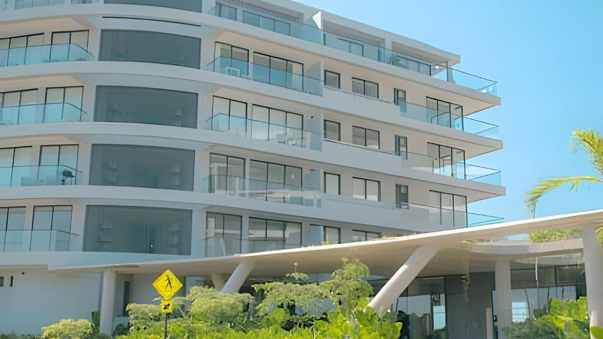 Apartamento M Kai Premium | 2 Suites, Vista Mar + Salida Playa